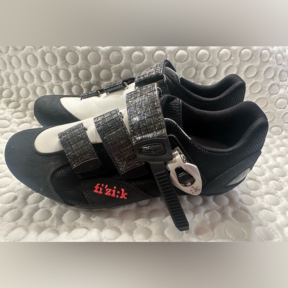 Fizik Italian M5 Donna Mountain Bike Cycling Shoes Black White Womens Size 8.5